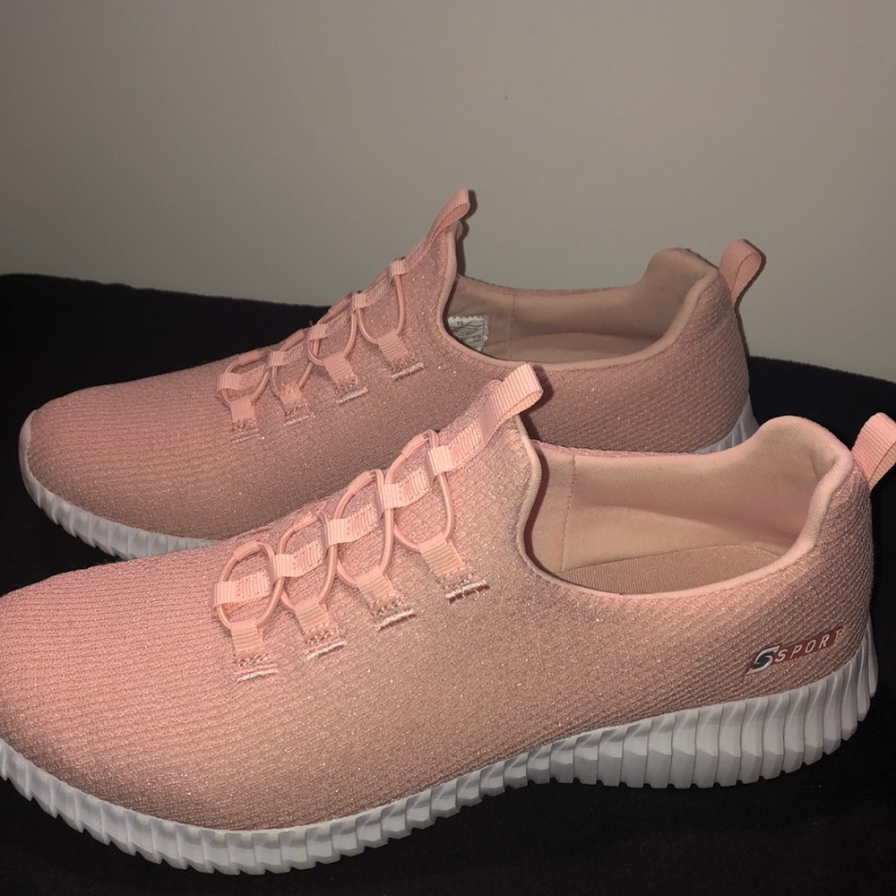 Pink sparkly sketchers